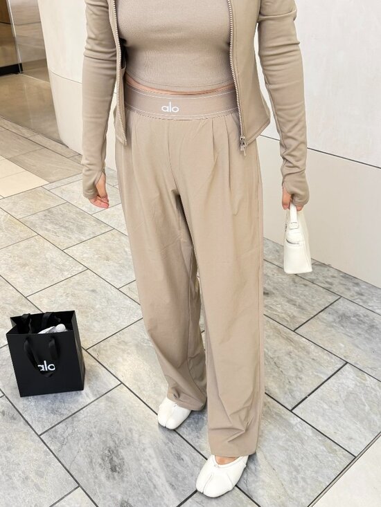 ALO Yoga Pants - Brand New🦹‍♀️ALO Yoga Gravel Suit Up Trouser 30" Regular